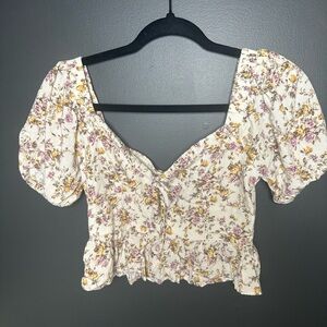 Altar'd‎ State | Floral Cropped Blouse with Puff Sleeves | Small